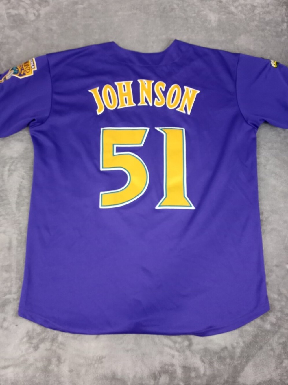 Majestic Arizona Diamondbacks Men's Vintage 2001 Words Series Baseball Jersey - Picture 6 of 12